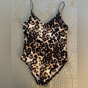 Gaze Cheetah bodysuit; small
